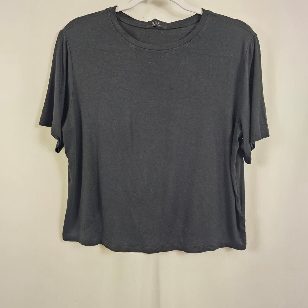 Nuuds Cropped Tee in Black - Size S
